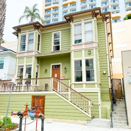 Ith San Diego Adventure Hostel (Adults Only)